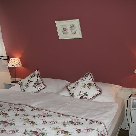 Landgasthof Friedl Hotel Sankt Lorenzen bei Knittelfeld Ruang foto